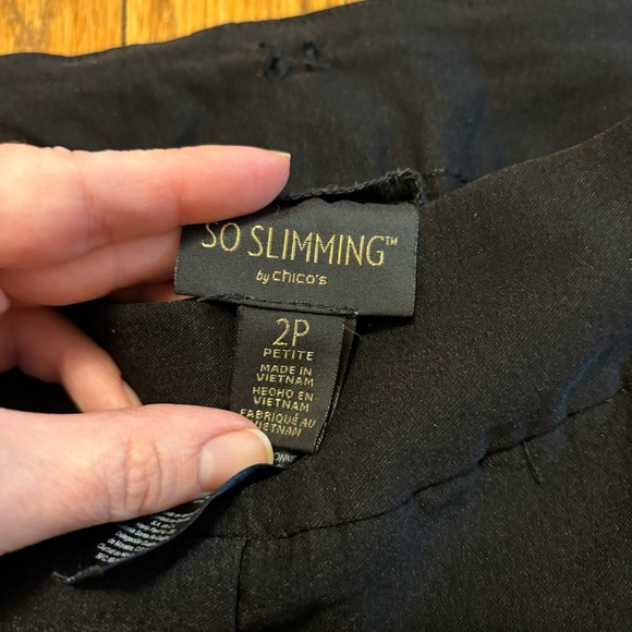 So Slimming Cropped Pants - Picture 5 of 6